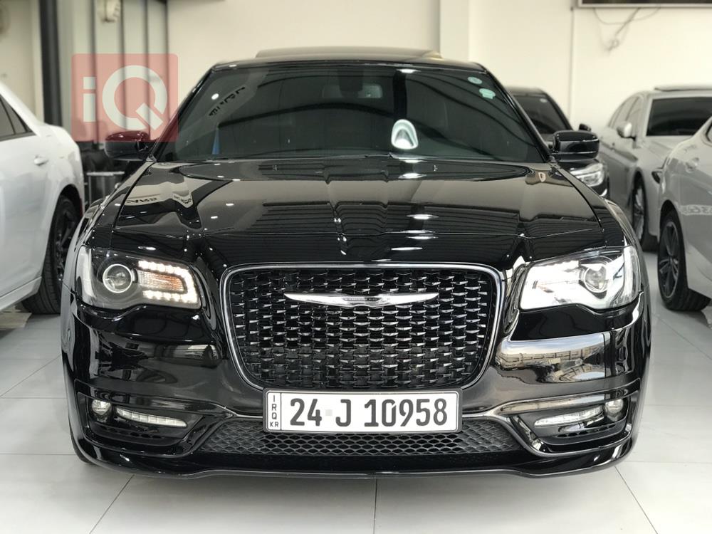 كرايسلر 300